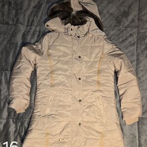 Elegant Cream Hooded Puffer Jacket